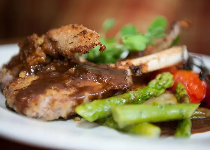 ホテル ザ パイパーズ トリスト 4*