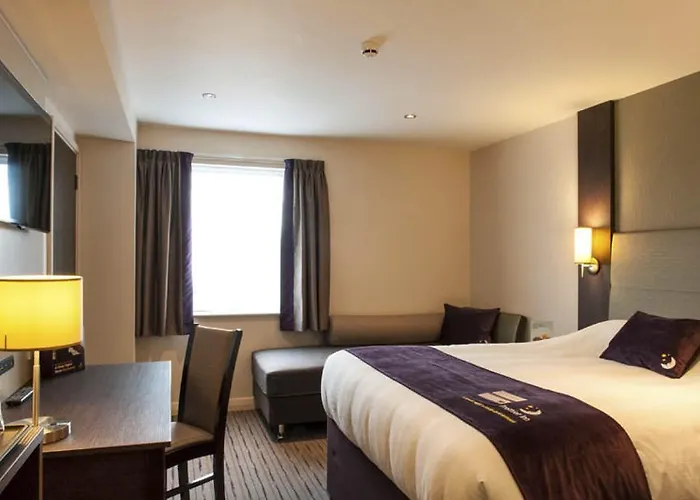 Hotel Premier Braehead 3*