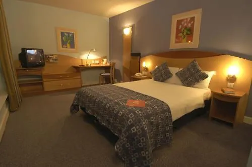 Premier Centre South