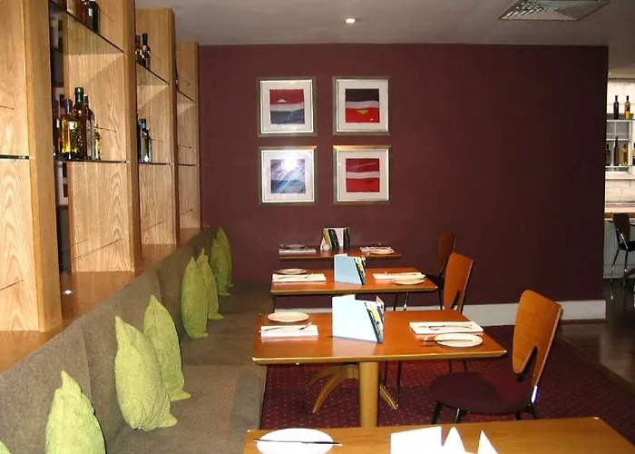 Premier Centre - Argyle Street Γλασκώβη