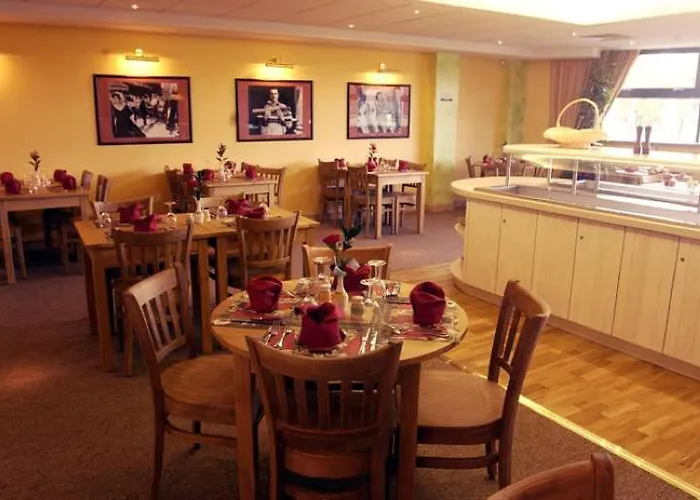 Hotel Campanile Secc Hydro 3*