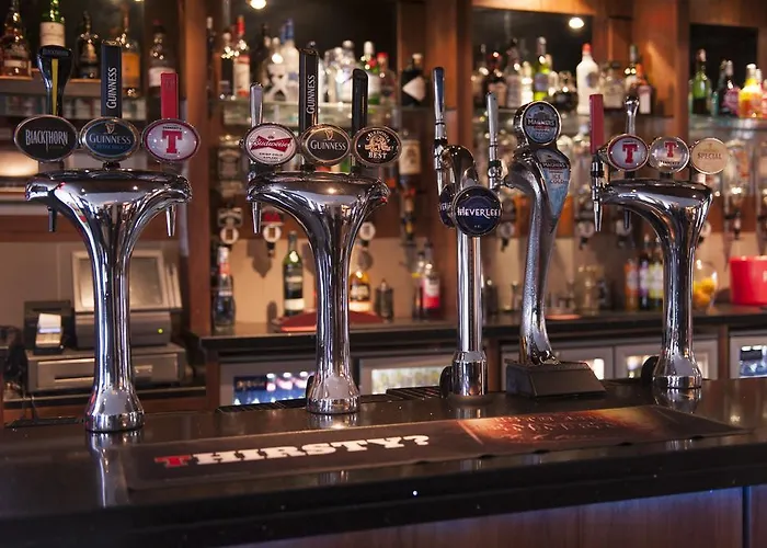 The Fullarton Park 2*