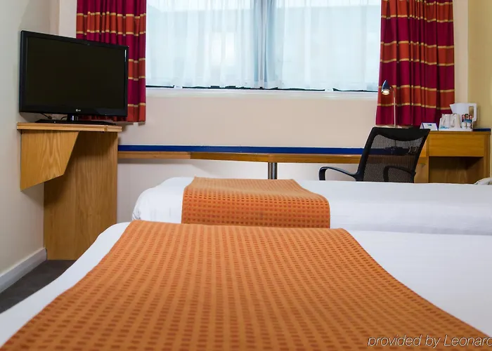 Express - - Ctr Riverside By Ihg 3*