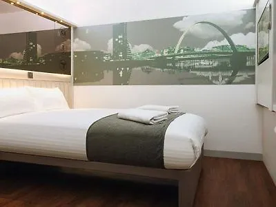 Point A 3* 글라스고