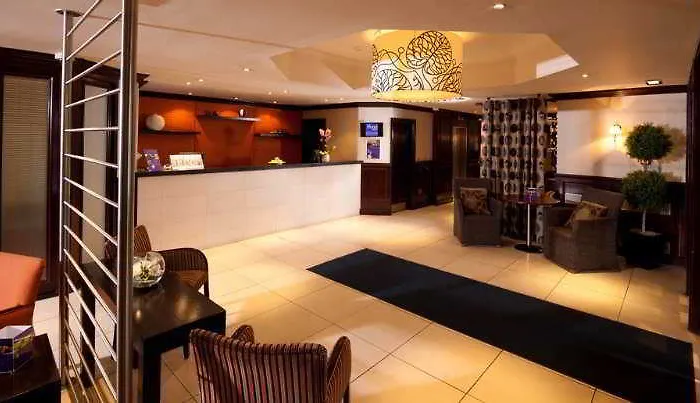 Leonardo West End グラスゴー