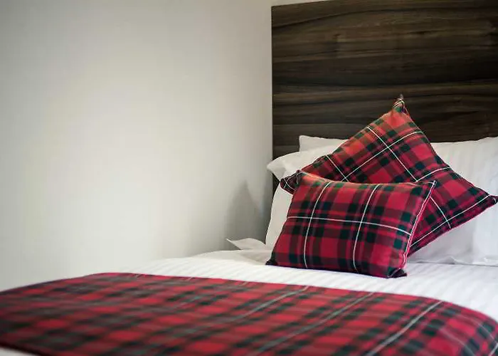 Royal West End ホテル