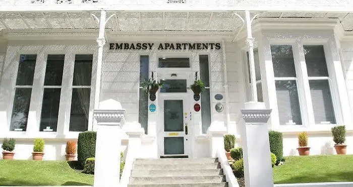 Embassy * غلاسغو