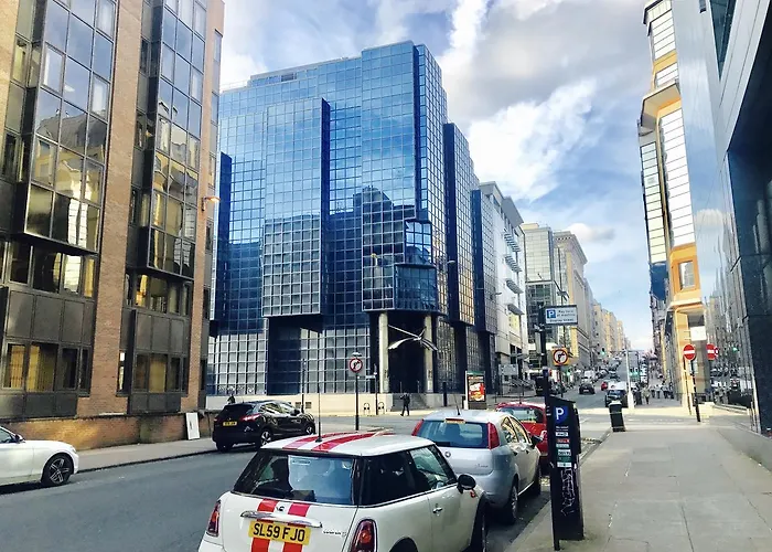 Station Skyline With Parking *