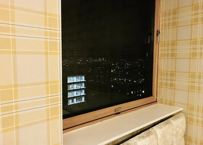 Station Skyline With Parking Appartement