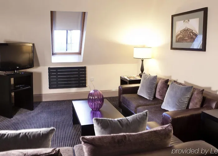 Fraser Apartmanhotel 4*