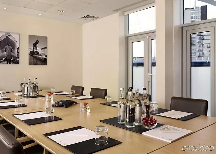 Szálloda Hilton Garden Centre 4*