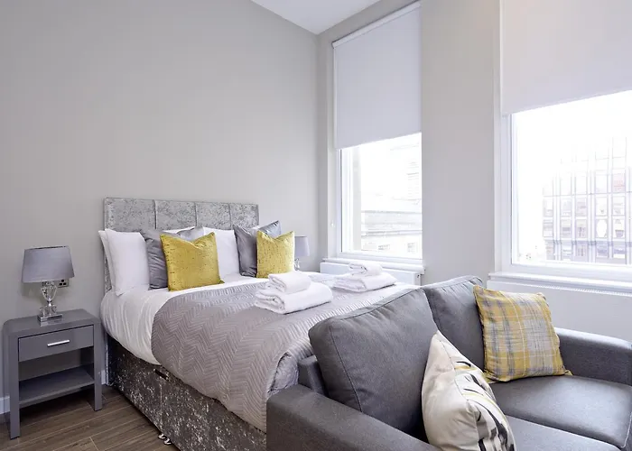 Nelson Mandela Place Apartment