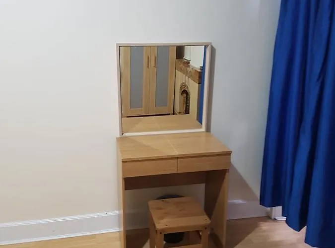 Apartment Bentinck Street Ground Floor *