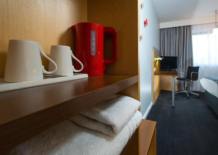 Szálloda Express - - Ctr Riverside By Ihg