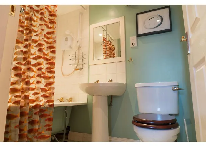 Beautifully Kept Mezzanine Flat ★school Of Art★ Glasgow