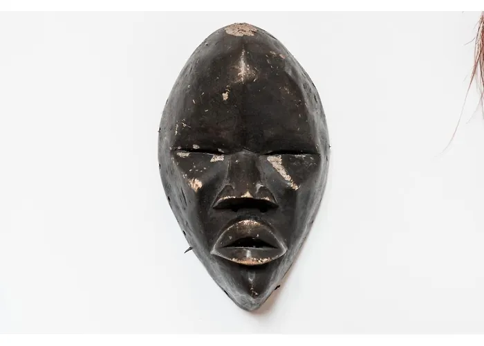 Beautifully Kept Mezzanine Flat ★school Of Art★ *