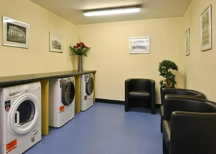 Aparthotel Fraser 4*