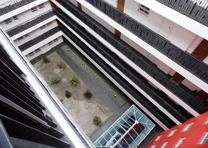 Art Deco Building On Vibrant Sauchiehall Street Apartamento Glasgow