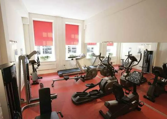 Fraser Aparthotel 4*