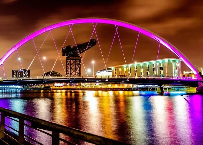 Centre - The Penthouse With Riverviews - Glasgow