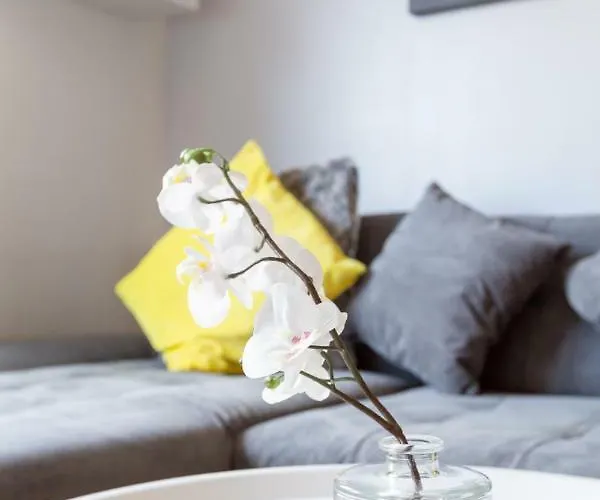 アパート Cosy In Quiet City-centre With Car Park *