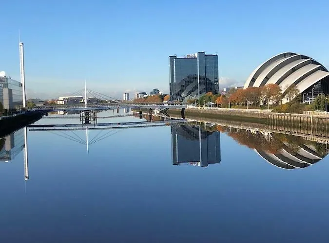 Arcview - Sec Hydro Two Bed Flat With Free Parking And Great View * Glasgow