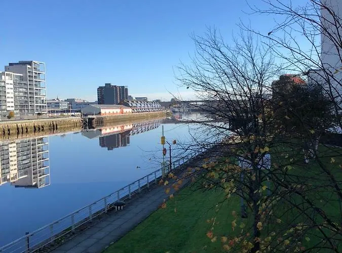 Lejlighed Arcview - Sec Hydro Two Bed Flat With Free Parking And Great View Glasgow