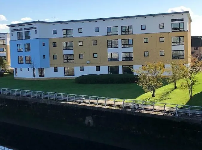 Arcview - Sec Hydro Two Bed Flat With Free Parking And Great View Lejlighed *