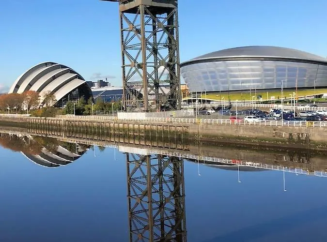 Arcview - Sec Hydro Two Bed Flat With Free Parking And Great View * Glasgow