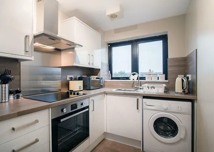 Arcview - Sec Hydro Two Bed Flat With Free Parking And Great View * Glasgow