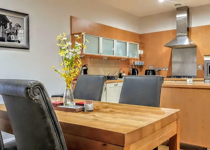 Elegant Near Secc/hydro In Finnieston, *