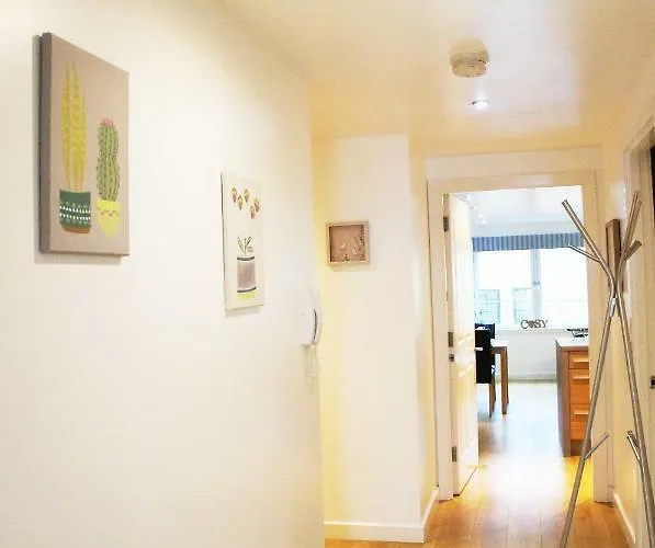 דירה Cosy In Quiet City-centre With Car Park *