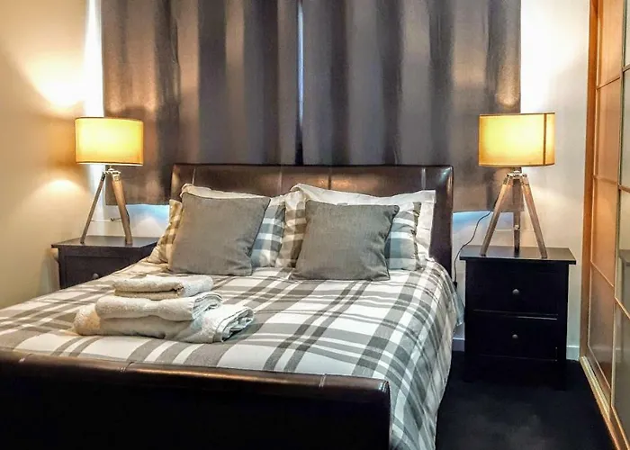 Elegant Near Secc/hydro In Finnieston,