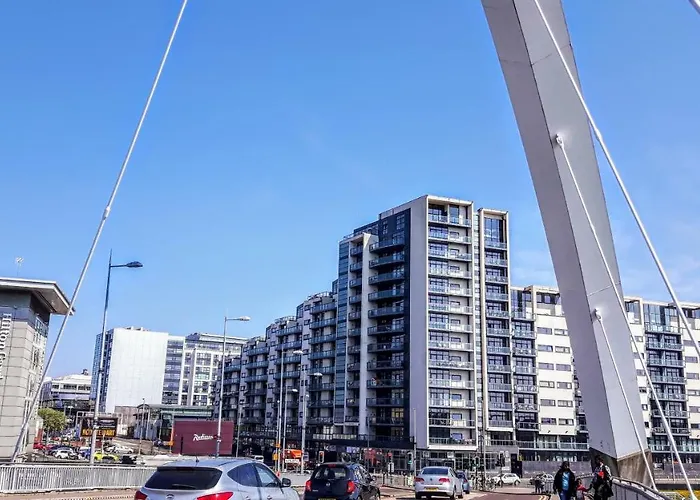 Elegant Near Secc/hydro In Finnieston,