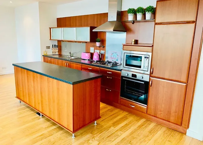 Lejlighed Centre - The Penthouse With Riverviews - *