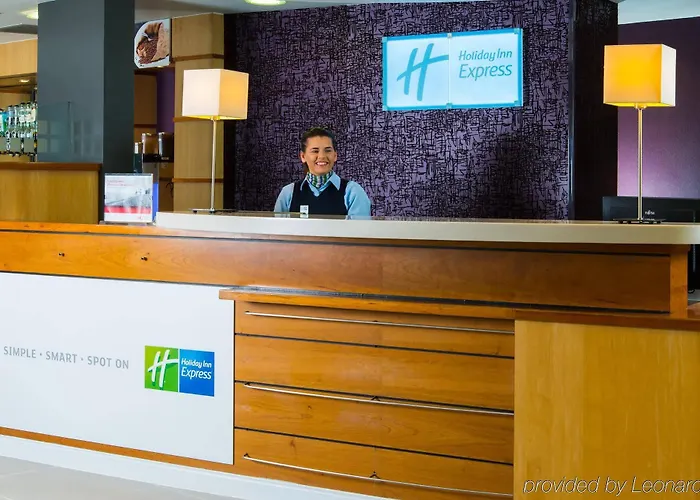 Express - - Ctr Riverside By Ihg Hotel 3*