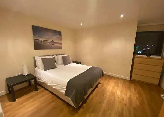 The Heights - River And View Apartament