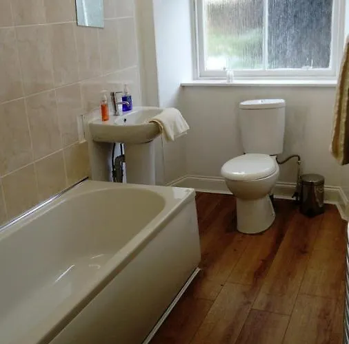 Bed & Breakfast Renfrew At Centre