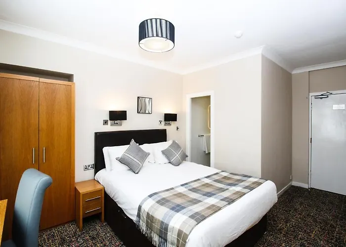 Kelvingrove - Sauchiehall St