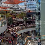 Centre G1 Penthouse With Riverviews - Duplex - 4 Bedrooms, 3 Bathrooms, Kitchen, 1 Living Room, 1 Dining Room, 2 Terraces, Parking, Floor, 2050 Sq Ft, Merchant 아파트