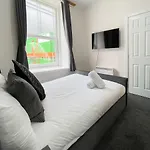 Exquisite 2br Flat Near Train Station Glasgow