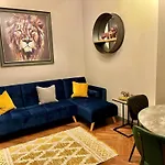 1 Bed In West End Lägenhet *
