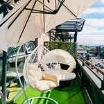 Centre G1 Penthouse With Riverviews - Duplex - 4 Bedrooms, 3 Bathrooms, Kitchen, 1 Living Room, 1 Dining Room, 2 Terraces, Parking, Floor, 2050 Sq Ft, Merchant 아파트 *