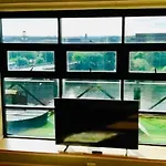 Centre G1 Penthouse With Riverviews - Duplex - 4 Bedrooms, 3 Bathrooms, Kitchen, 1 Living Room, 1 Dining Room, 2 Terraces, Parking, Floor, 2050 Sq Ft, Merchant * 글라스고