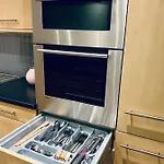 Centre G1 Penthouse With Riverviews - Duplex - 4 Bedrooms, 3 Bathrooms, Kitchen, 1 Living Room, 1 Dining Room, 2 Terraces, Parking, Floor, 2050 Sq Ft, Merchant 아파트 *