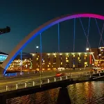 Centre G1 Penthouse With Riverviews - Duplex - 4 Bedrooms, 3 Bathrooms, Kitchen, 1 Living Room, 1 Dining Room, 2 Terraces, Parking, Floor, 2050 Sq Ft, Merchant 아파트 글라스고