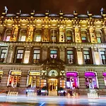 Centre G1 Penthouse With Riverviews - Duplex - 4 Bedrooms, 3 Bathrooms, Kitchen, 1 Living Room, 1 Dining Room, 2 Terraces, Parking, Floor, 2050 Sq Ft, Merchant 아파트