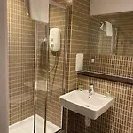 Dreamhouse At Oswald Street, Centre Apartman *