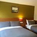Crosshill House Hotel