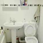 Gasthof A Double Bedroom Near Centre Not In Great Condition Suitable For Short Glasgow